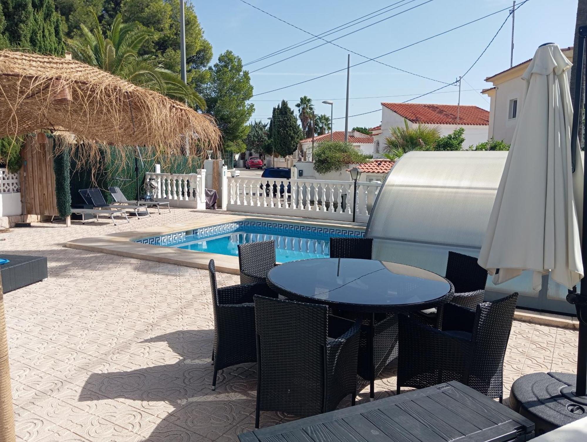 Villa Benucia Family Guest House La Nucia Ngoại thất bức ảnh